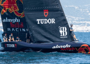 De Zwitsers zijn nog in de wedstrijd, maar zullen hard aan de bak moeten willen ze in de finale komen. Foto- Ricardo Pinto:America’s Cup